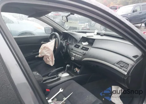 2011 Honda Accord 2.4 Lx z USA, uszkodzony, nr VIN 1HGCP2F32BA037751